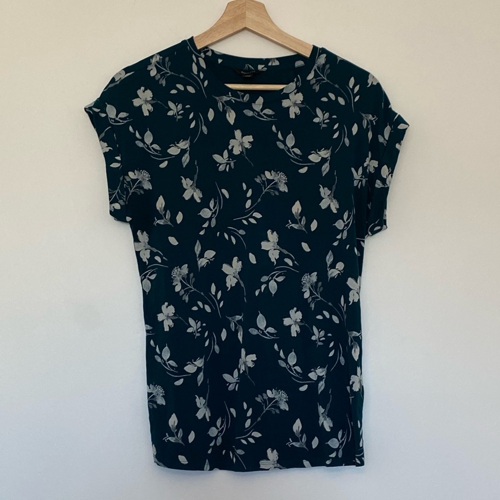 RW & CO. Women’s Floral Green & White Short Sleeve Shirt, Size Small, Classic